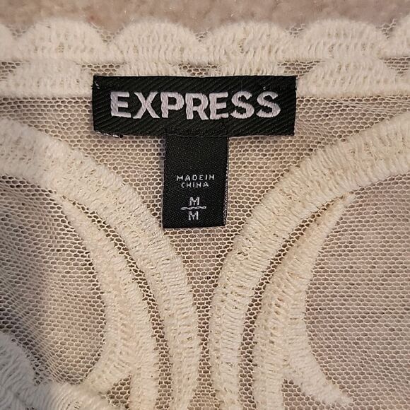 Express ivory lace tank top med - Picture 10 of 11
